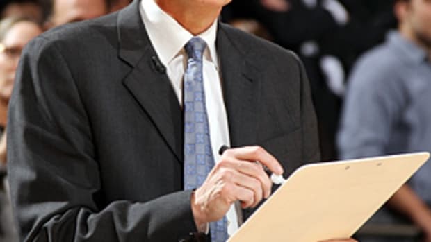 mike-dantoni-knicks.jpg